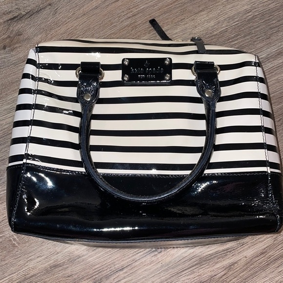 Kate Spade Striped Cream & Black Crossbody Bag - Picture 1 of 9